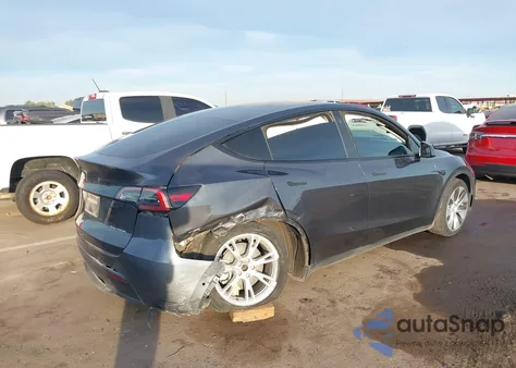 2021 Tesla Model Y Long Range Dual Motor All-Wheel Drive z USA, uszkodzony, nr VIN 5YJYGDEE9MF253531